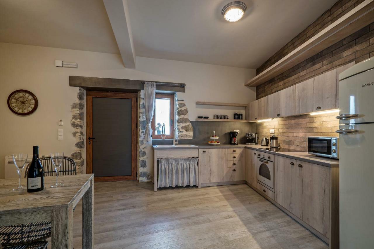 プラキアスPatriko Houseアパートメント エクステリア 写真