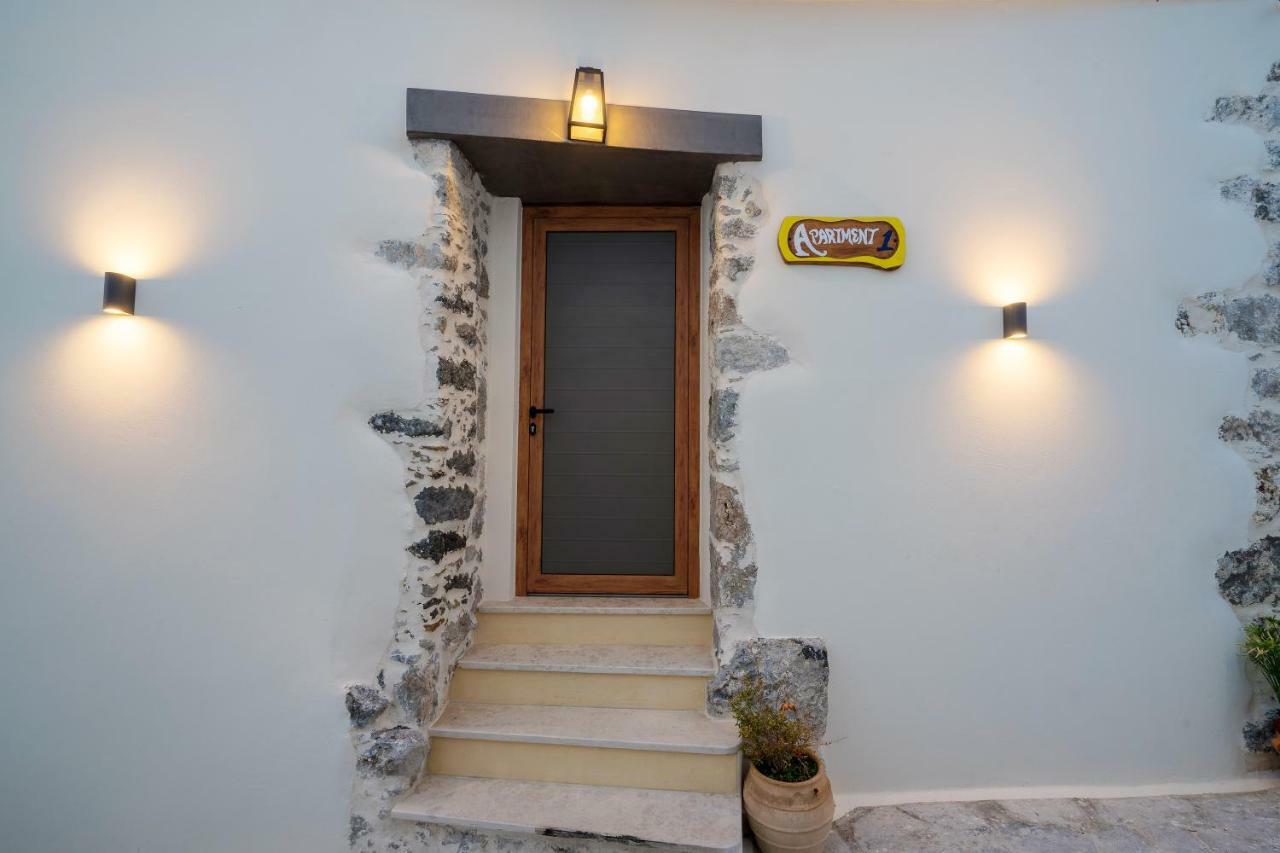 プラキアスPatriko Houseアパートメント エクステリア 写真